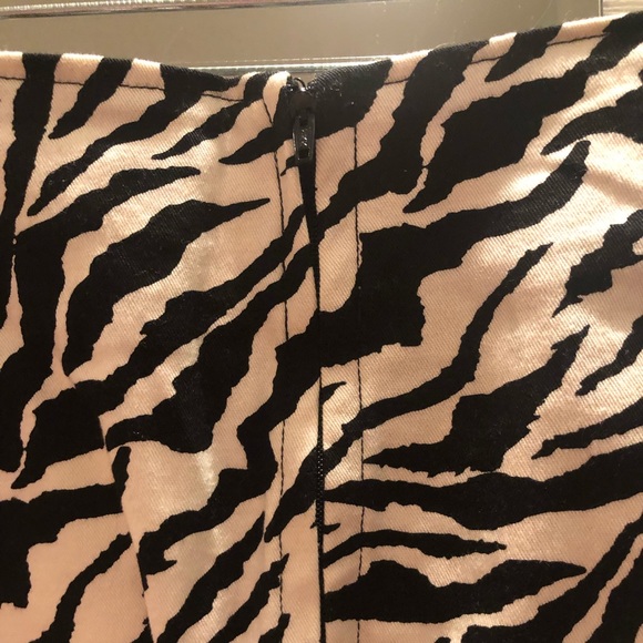MOTEL PELMET SKIRT 90'S ZEBRA BLACK & WHITE size small - Picture 11 of 12